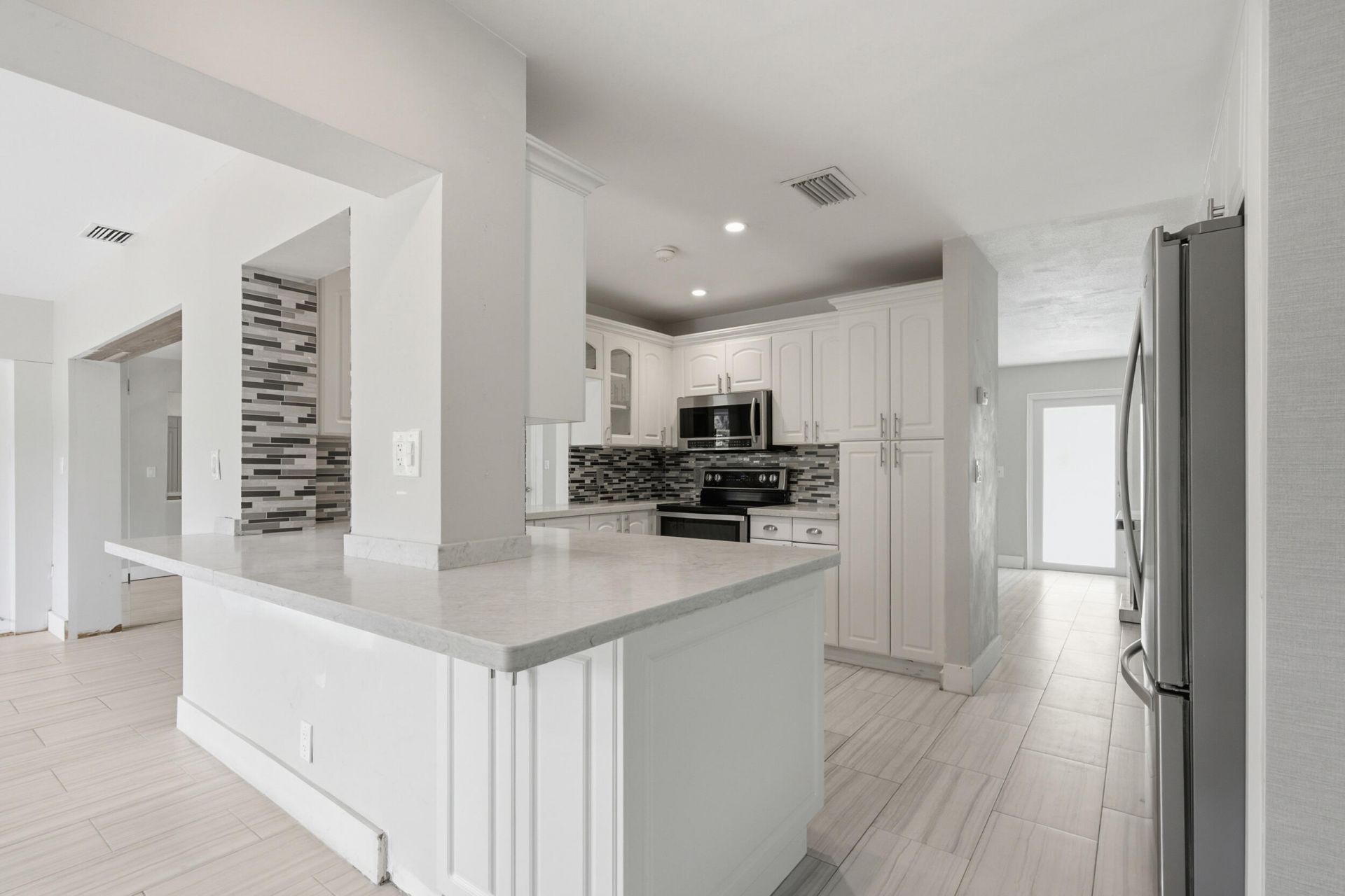 1291 NW 90th Way, Plantation, FL 33322 Photo