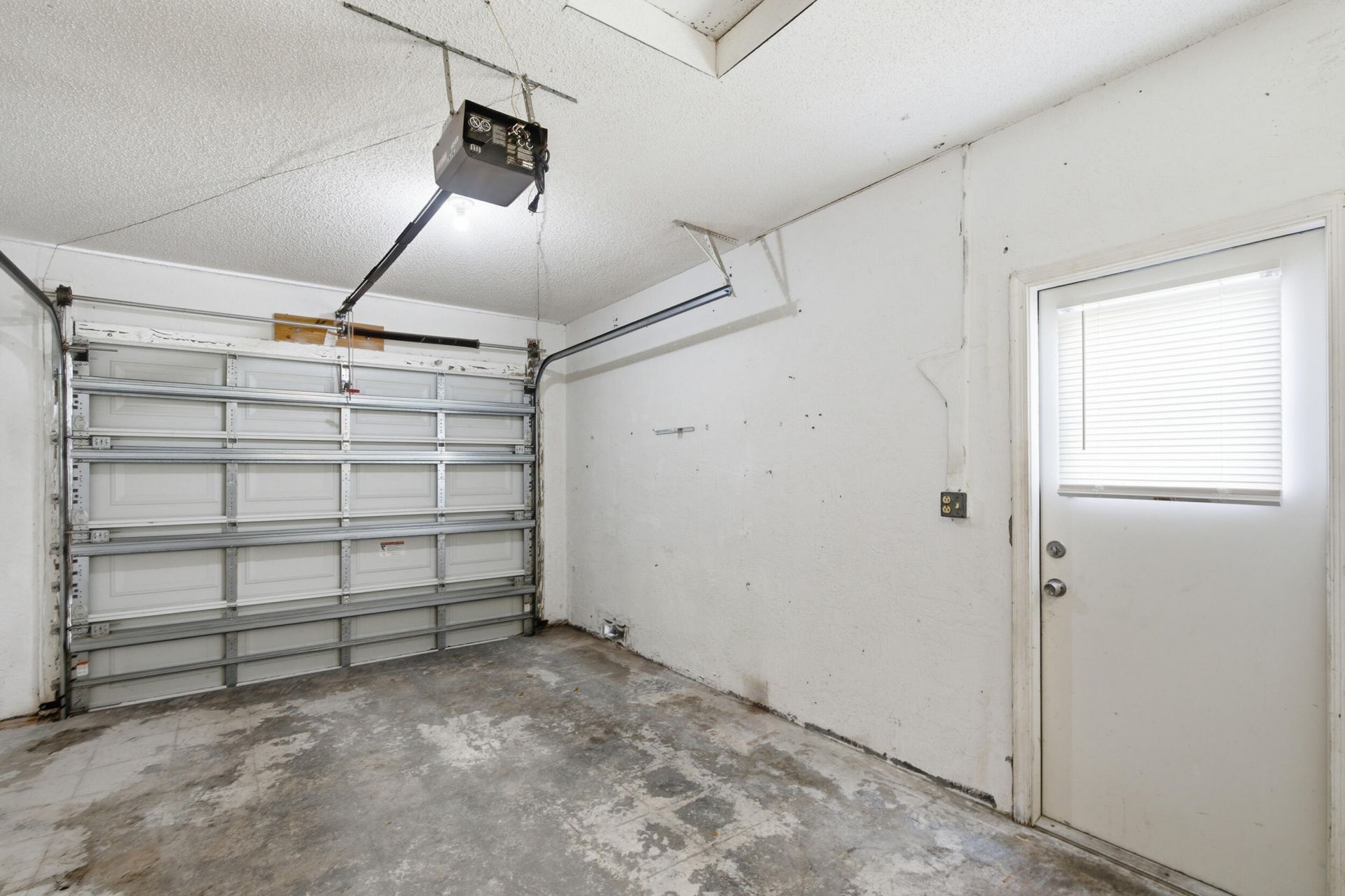 1291 NW 90th Way, Plantation, FL 33322 Photo