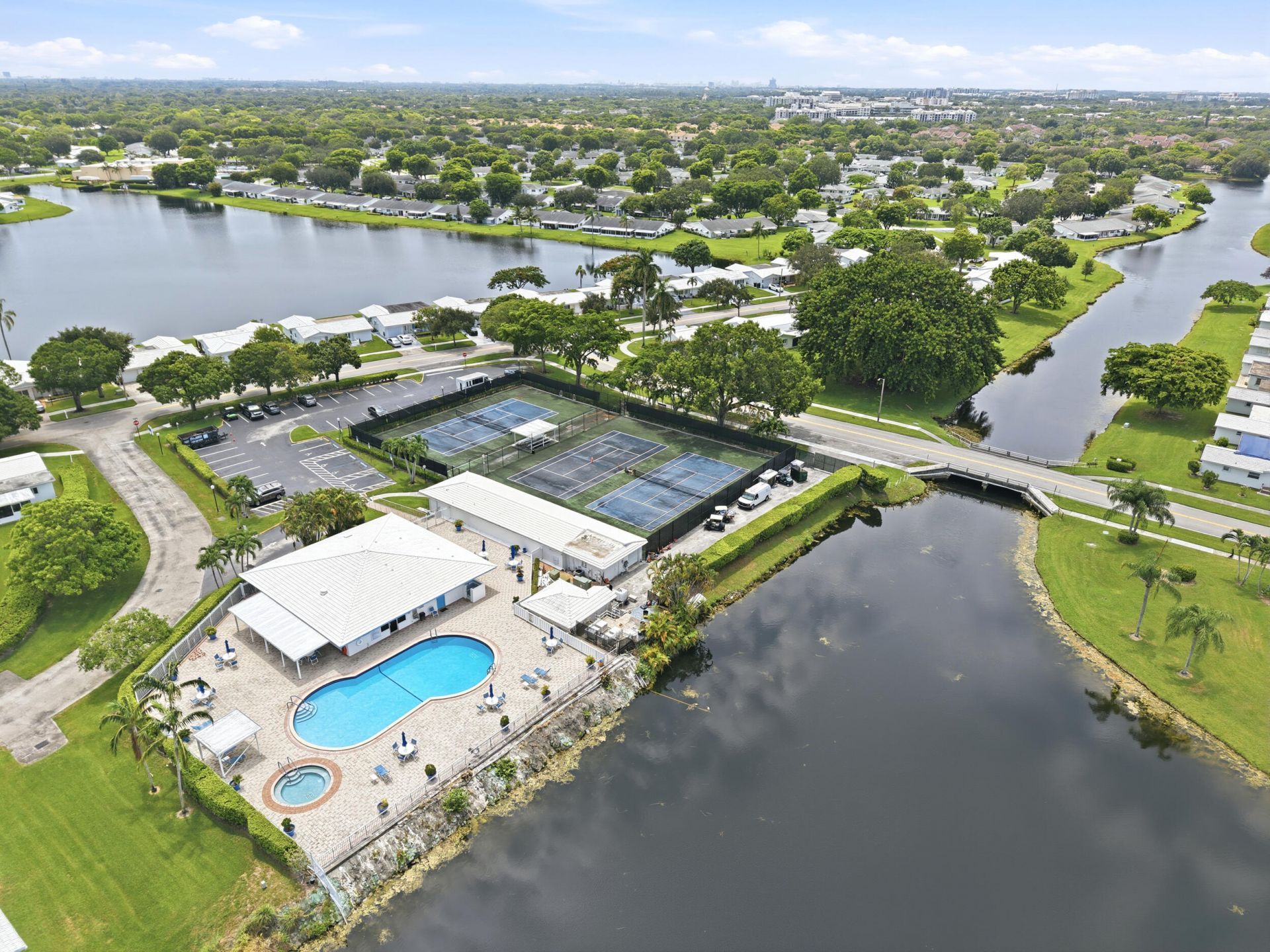 1291 NW 90th Way, Plantation, FL 33322 Photo