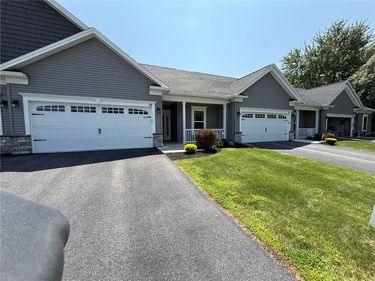 73 Timber Creek, Rochester, NY 14606
