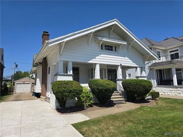 146 Saranac Avenue, Buffalo, NY 14216