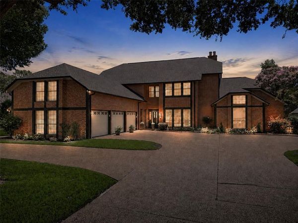 6500 Hollytree Circle, Tyler, TX 75703