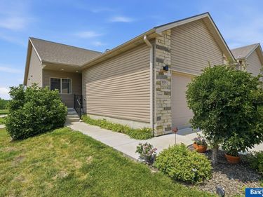 601 Cedar Street, Hickman, NE 68372
