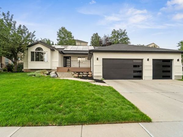 11557 S SUNBURN LN , Sandy, UT 84094