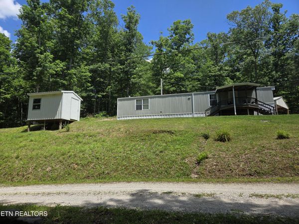 670 Oral Drive, Helenwood, TN 37755