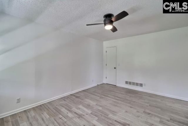 4313 Ryan Avenue  Photo 5