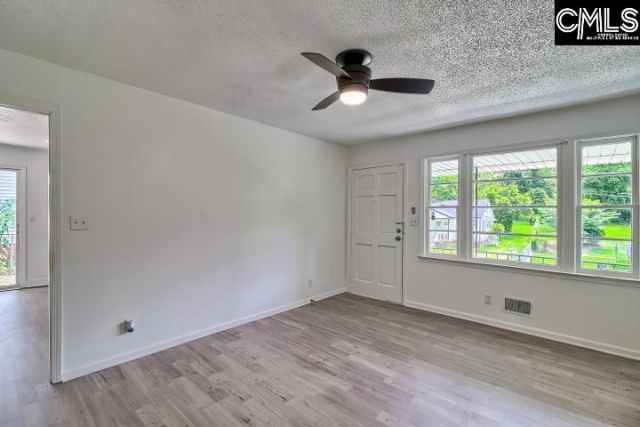 4313 Ryan Avenue  Photo 7