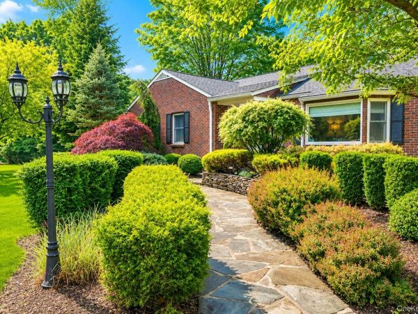 9 Orchard Circle , Suffern, NY 10901
