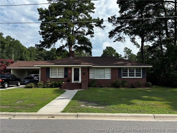 704 W 27th Street , Lumberton, NC 28358