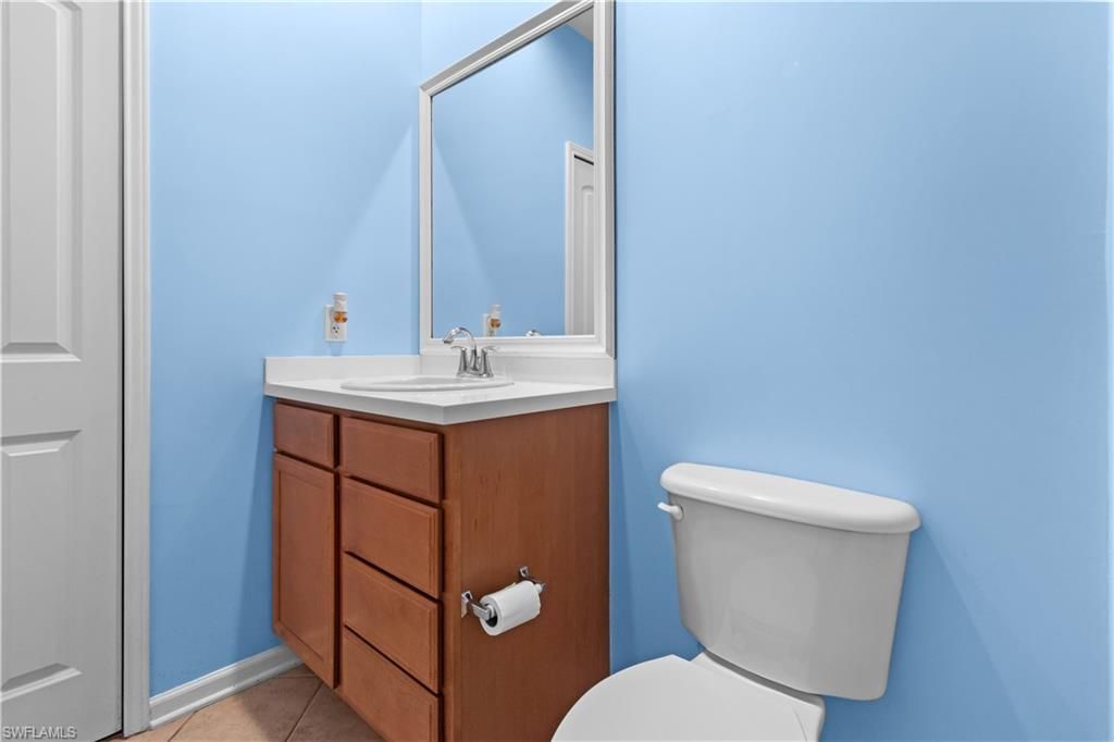 10046 Via Colomba Cir, Unit 203, Fort Myers, FL 33966 Photo