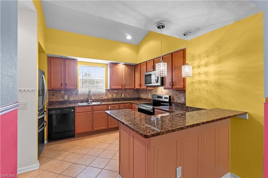 10046 Via Colomba Cir, Unit 203, Fort Myers, FL 33966 Photo