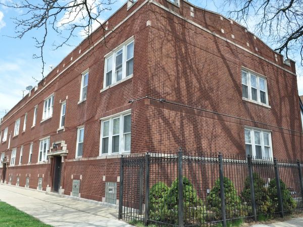 4158 W Potomac Avenue , Chicago, IL 60651