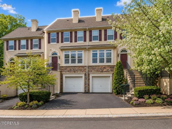 14 W Aspen Way, Matawan, NJ 07747