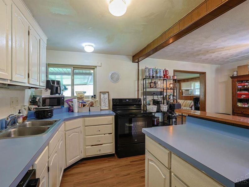 1855 Owendale Drive, Miami Twp, OH 45439 Photo 12