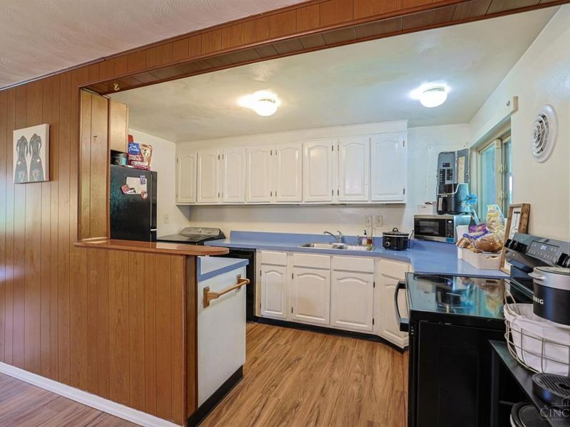 1855 Owendale Drive, Miami Twp, OH 45439 Photo 13