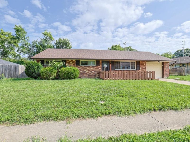 1855 Owendale Drive, Miami Twp, OH 45439 Photo 2