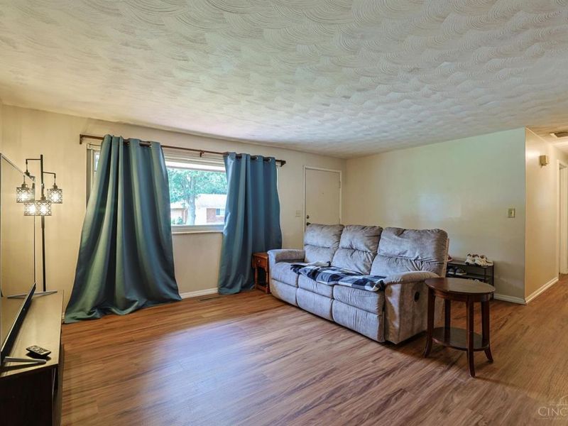 1855 Owendale Drive, Miami Twp, OH 45439 Photo 5