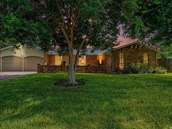 4355 Treehouse Dr, San Antonio, TX 78222