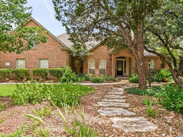 9631 Maytum Cir, Helotes, TX 78023
