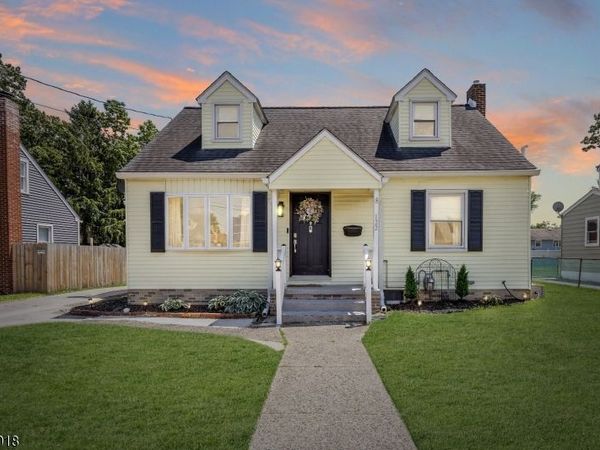 122 Maryland Ave, Magnolia, NJ 08049