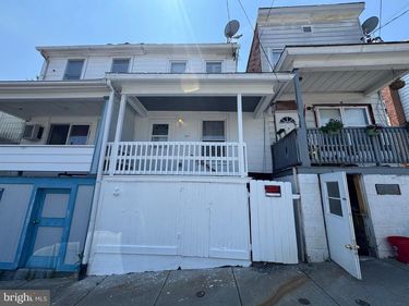 417 CHURCH ST , MINERSVILLE, PA 17954