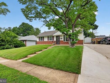 3543 WINDSOR DRIVE, BENSALEM, PA 19020