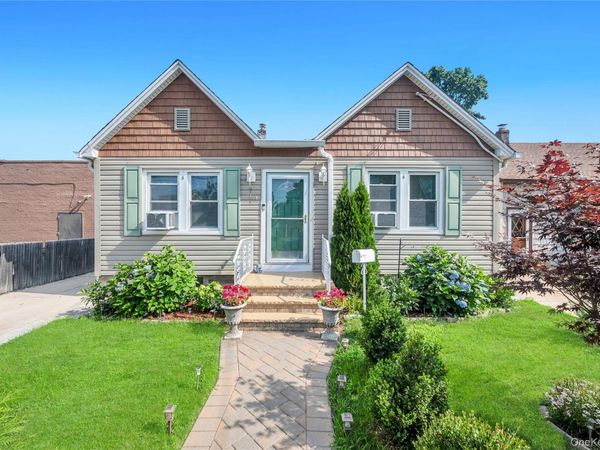 717 N William Street, Baldwin, NY 11510
