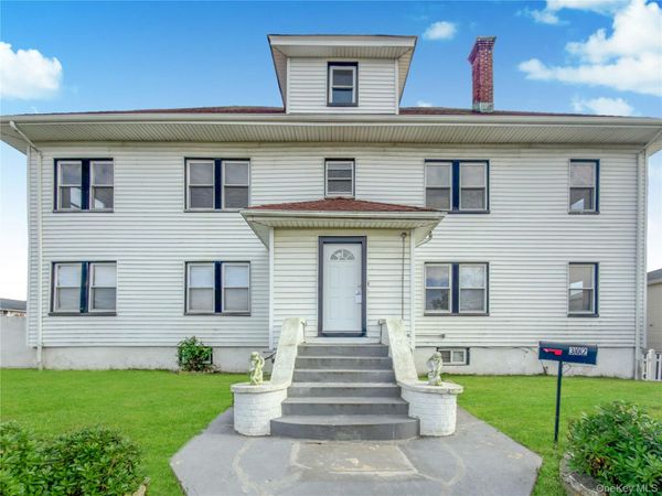 302 W Hudson Street , Long Beach, NY 11561