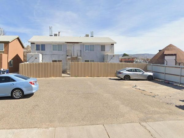126 Altez Street NE, Albuquerque, NM 87123