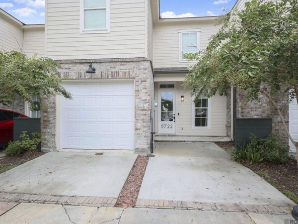 5722 Goodwood Crossing Ln, Baton Rouge, LA 70806