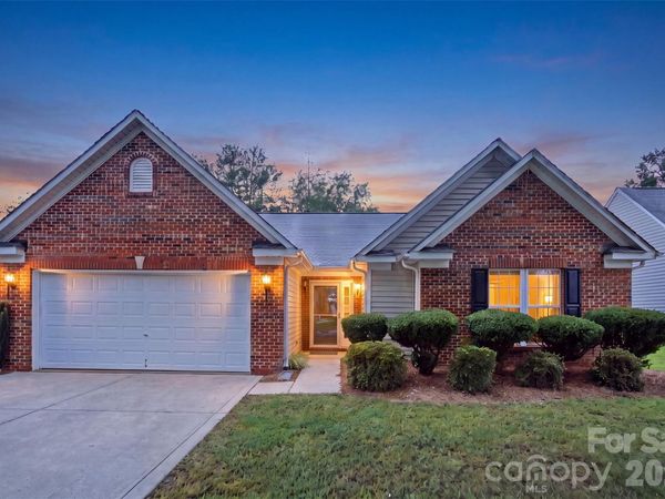 325 Dutchmans Meadow Drive, Mount Holly, NC 28120