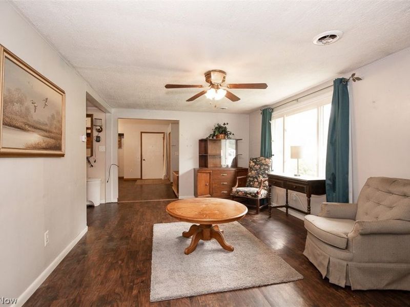 12762 Saint James Drive, Mantua, OH 44255 Photo 11
