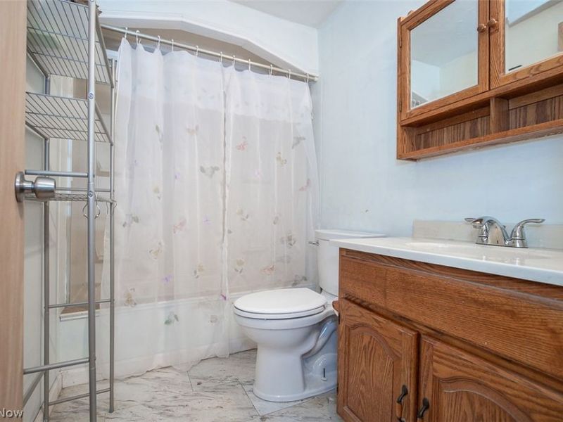 12762 Saint James Drive, Mantua, OH 44255 Photo 24
