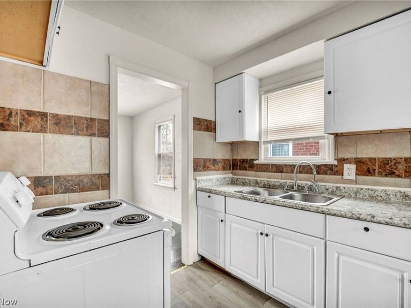 4356 E 141st Street, Cleveland, OH 44128 Photo 10