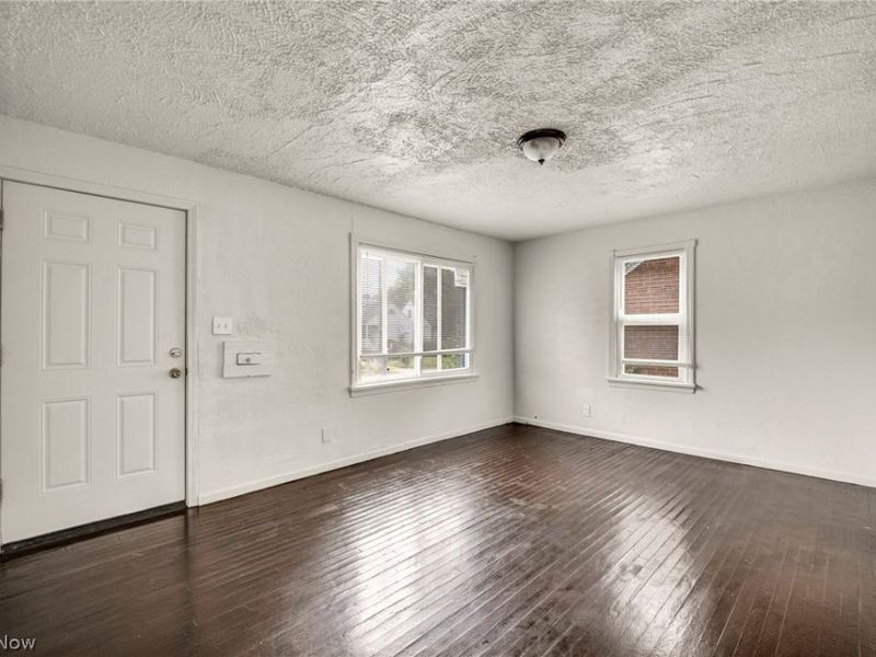 4356 E 141st Street, Cleveland, OH 44128 Photo 12