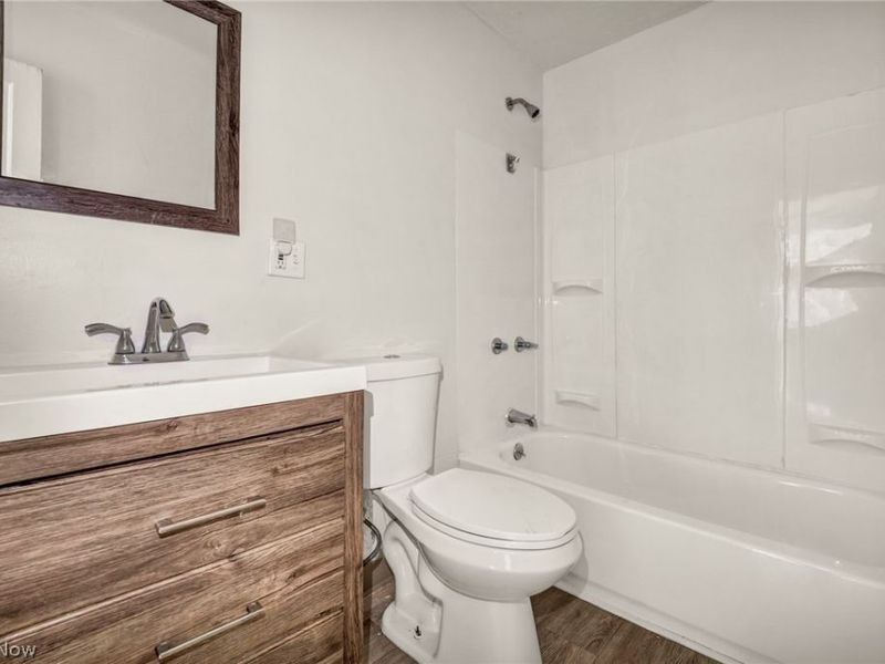 4356 E 141st Street, Cleveland, OH 44128 Photo 16