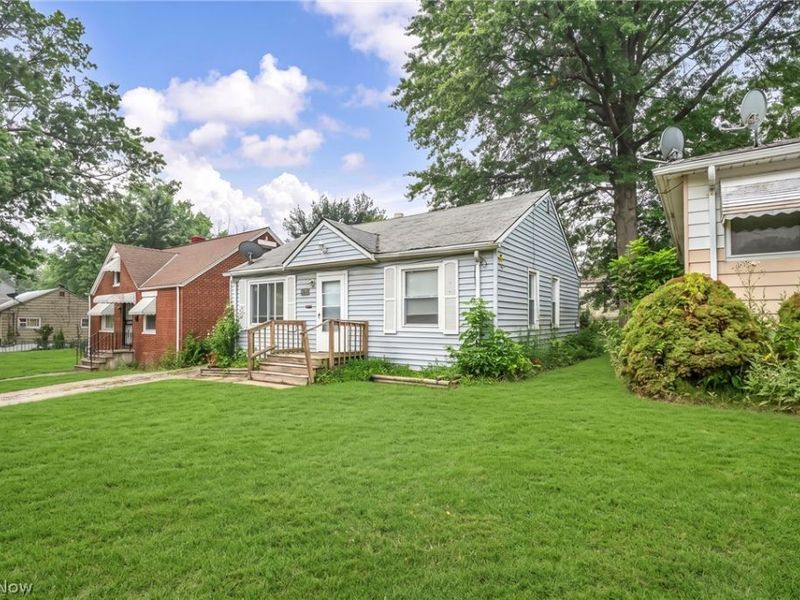 4356 E 141st Street, Cleveland, OH 44128 Photo 4