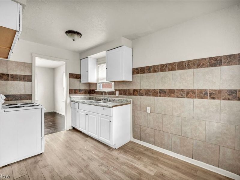 4356 E 141st Street, Cleveland, OH 44128 Photo 7
