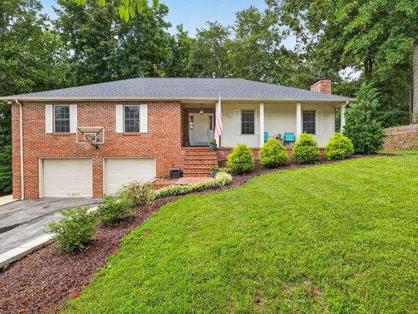 864 Spring Valley Road, Cookeville, TN 38501