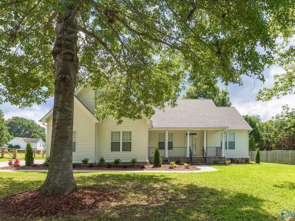 2526 Dug Hill Road, Brownsboro, AL 35741