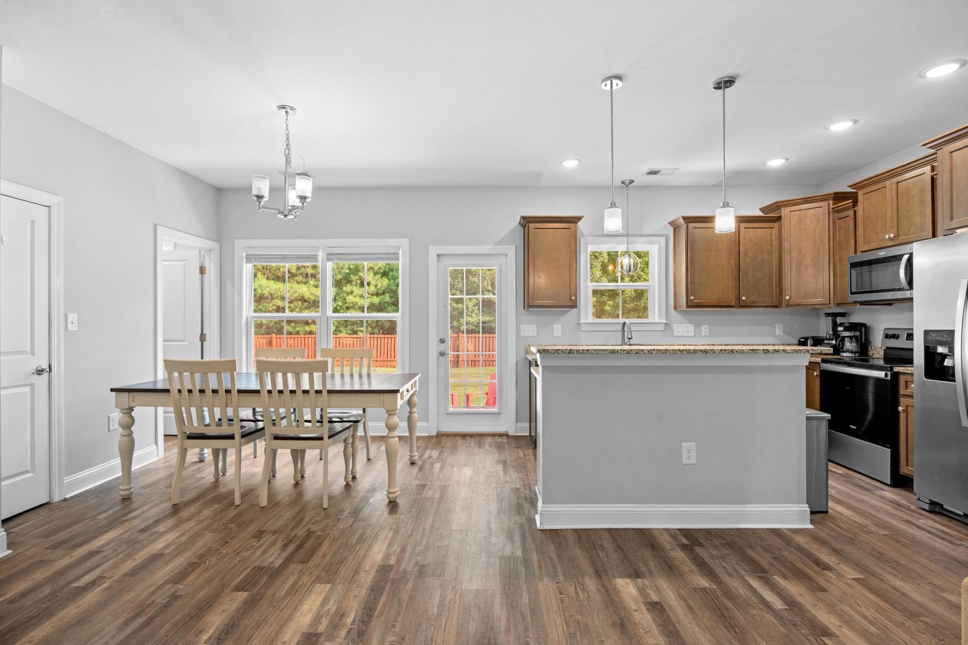 792 Roberts Rd.  Photo 11