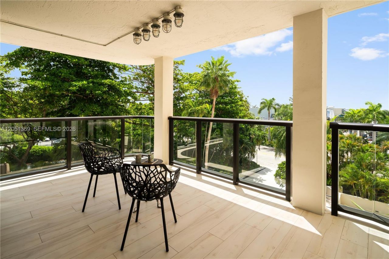 2575 S Bayshore Dr , Unit 5B, Coconut Grove, FL 33133 Photo