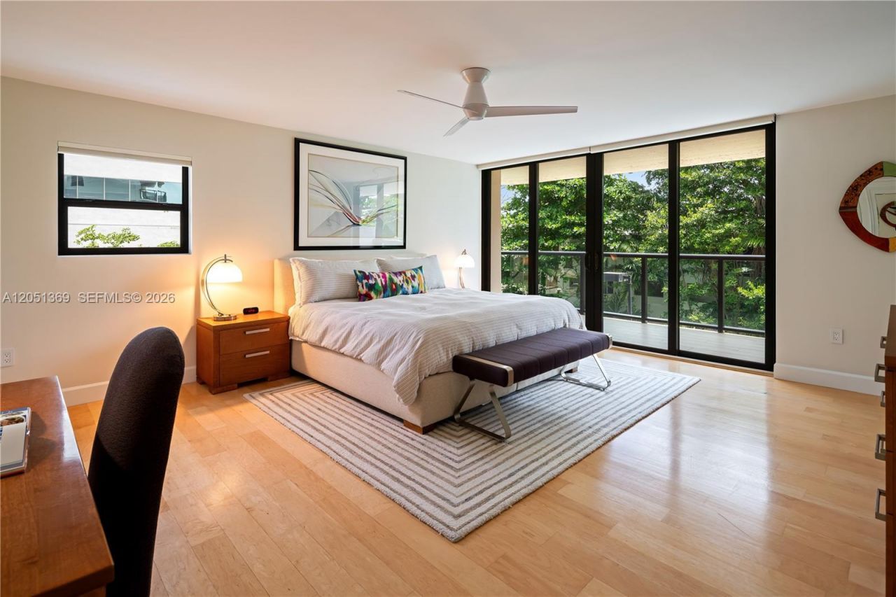 2575 S Bayshore Dr , Unit 5B, Coconut Grove, FL 33133 Photo