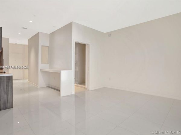 851 NE 1st Ave , Unit 504, Miami, FL 33132