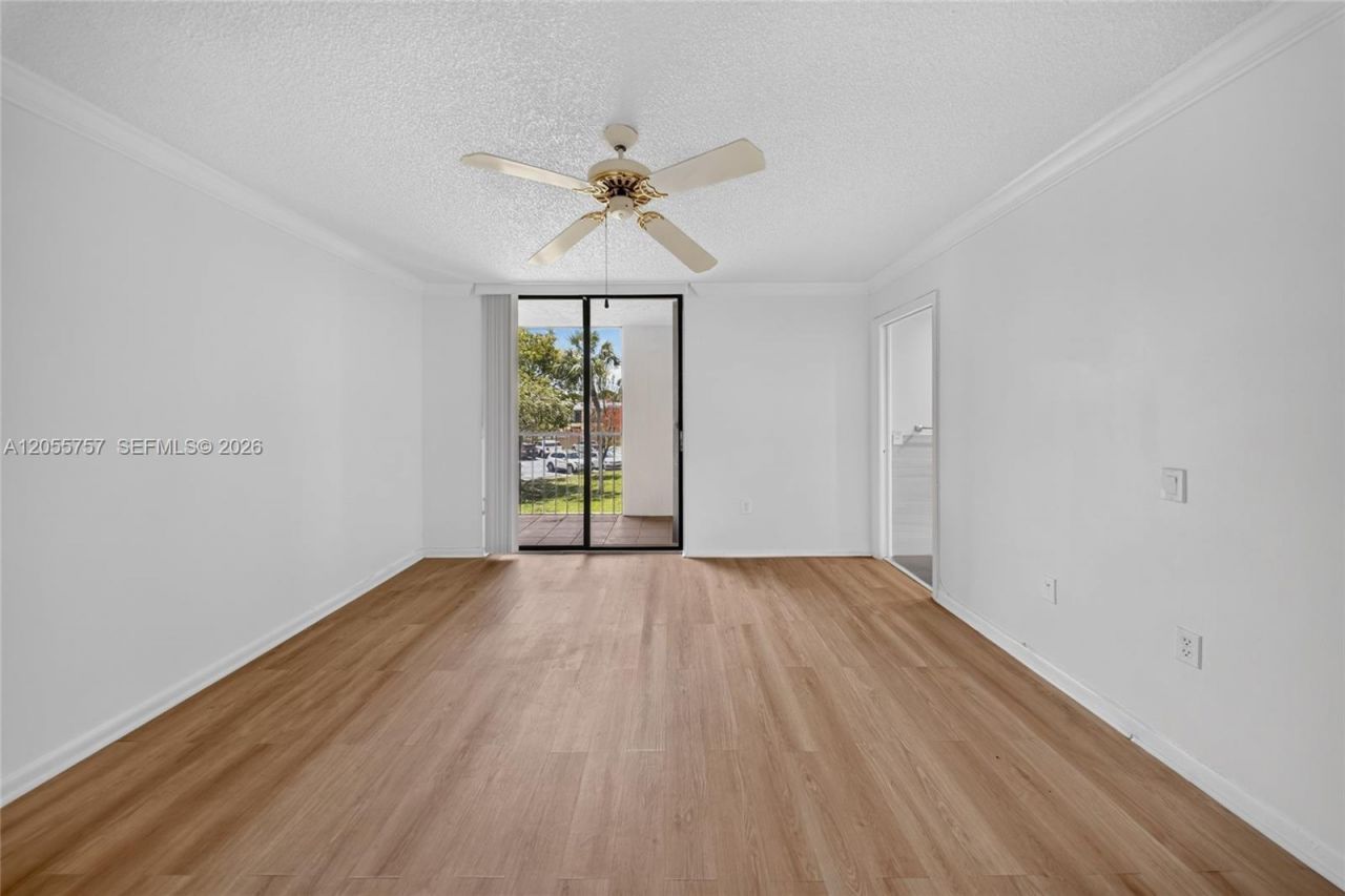 8045 SW 107th Ave, Unit 203, Miami, FL 33173 Photo
