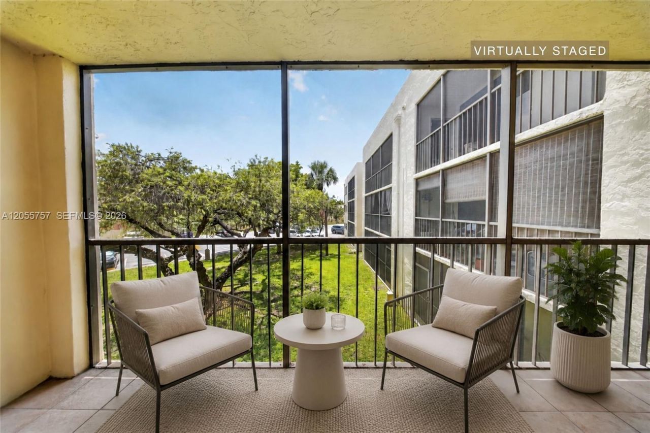 8045 SW 107th Ave, Unit 203, Miami, FL 33173 Photo
