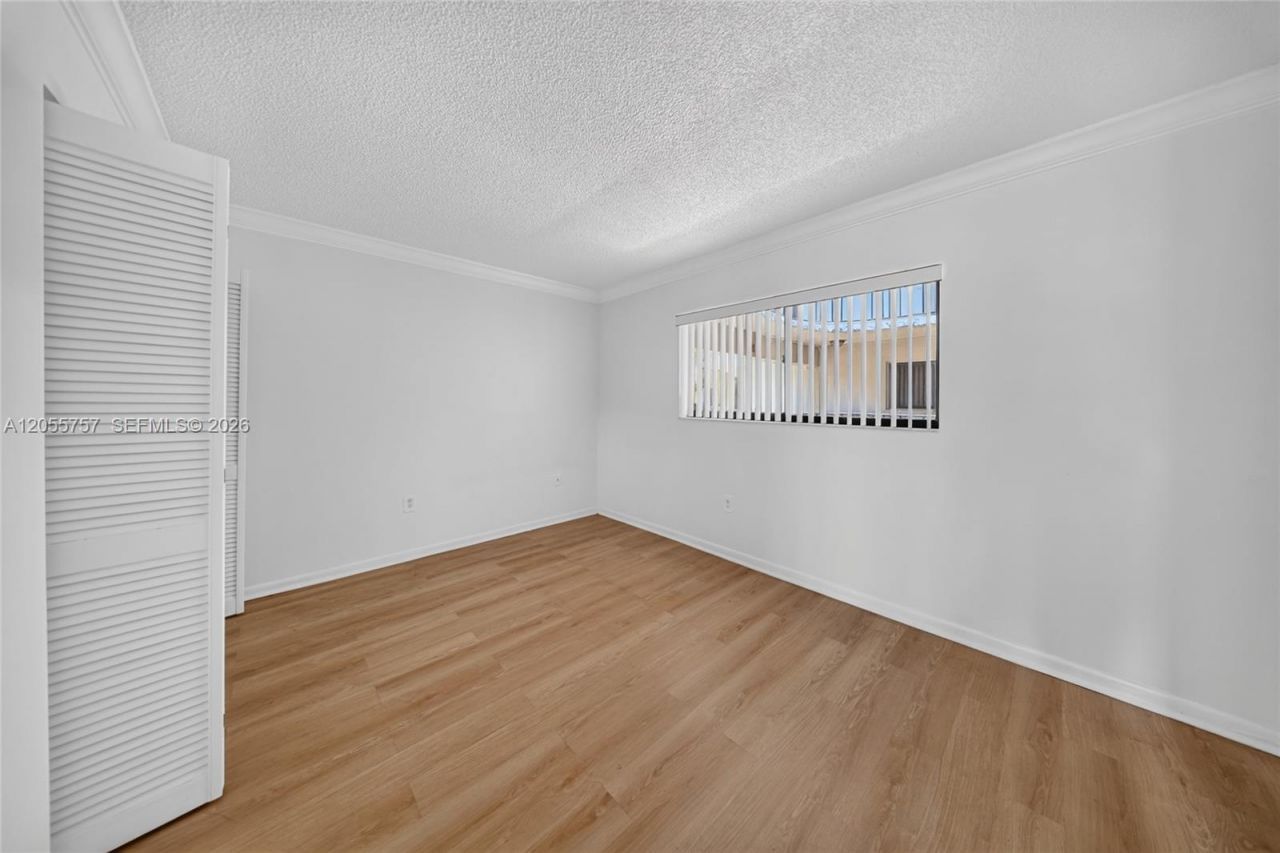 8045 SW 107th Ave, Unit 203, Miami, FL 33173 Photo