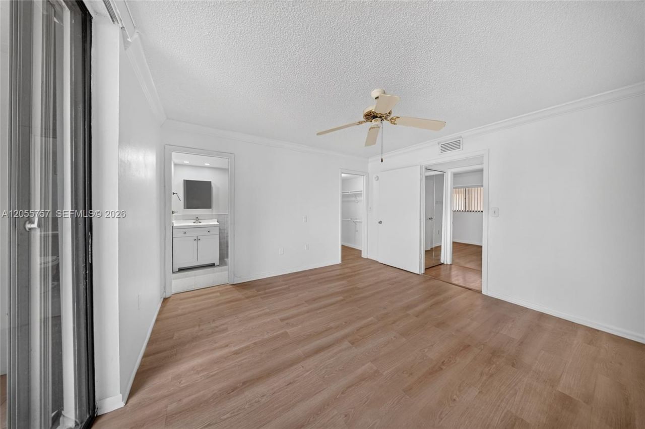 8045 SW 107th Ave, Unit 203, Miami, FL 33173 Photo