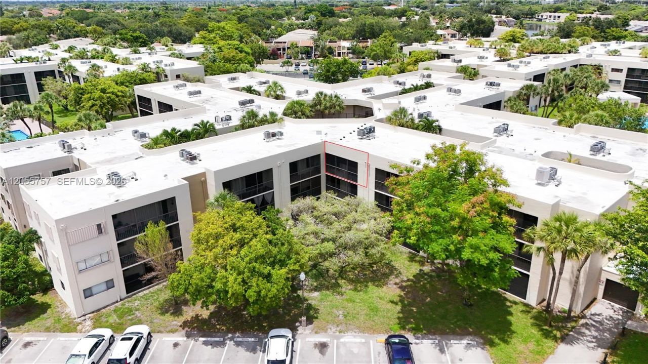 8045 SW 107th Ave, Unit 203, Miami, FL 33173 Photo