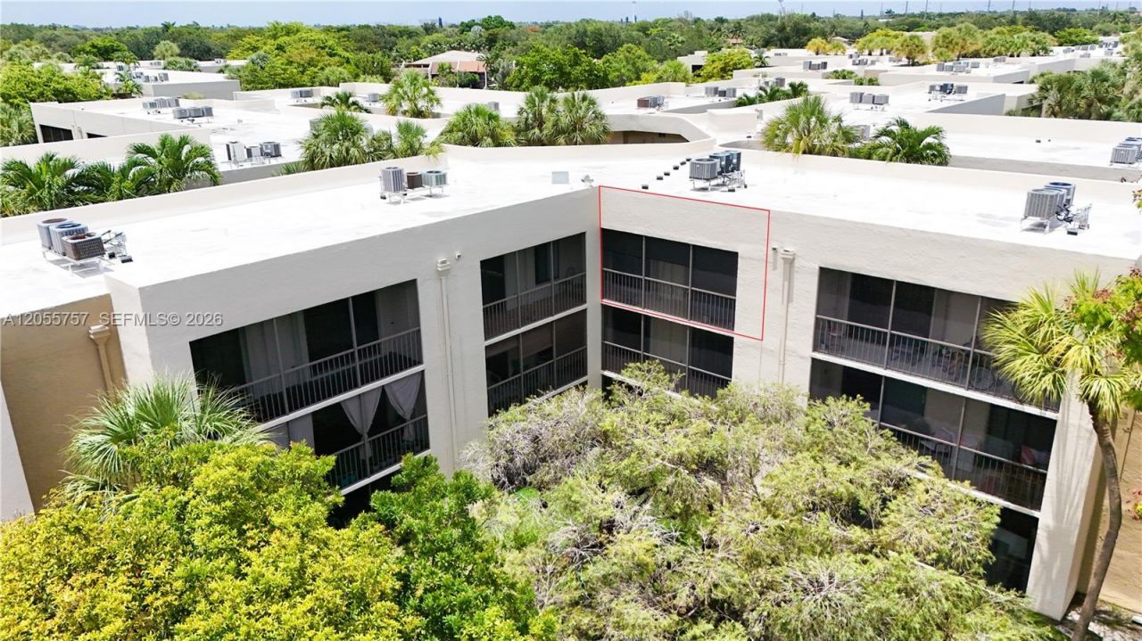 8045 SW 107th Ave, Unit 203, Miami, FL 33173 Photo